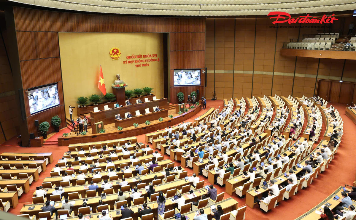 Toàn cảnh phiên thảo luận. Ảnh: Quang Vinh