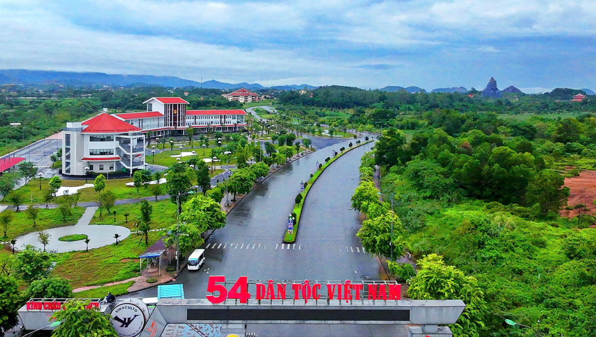 Làng Văn hóa - Du lịch các dân tộc Việt Nam: Bảo tồn văn hóa gắn với phát triển du lịch bền vững - Bài 1: Kỳ vọng từ bước ngoặt chuyển giao