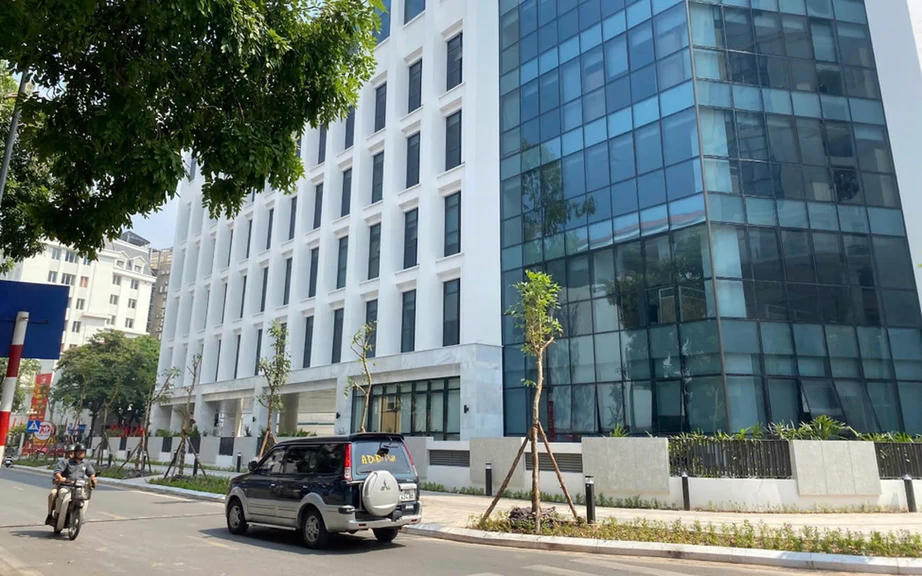  Trụ sở của Sở Xây dựng Hà Nội nằm ở Khu liên cơ quan Vân Hồ, số 52, phố Lê Đại Hành. 