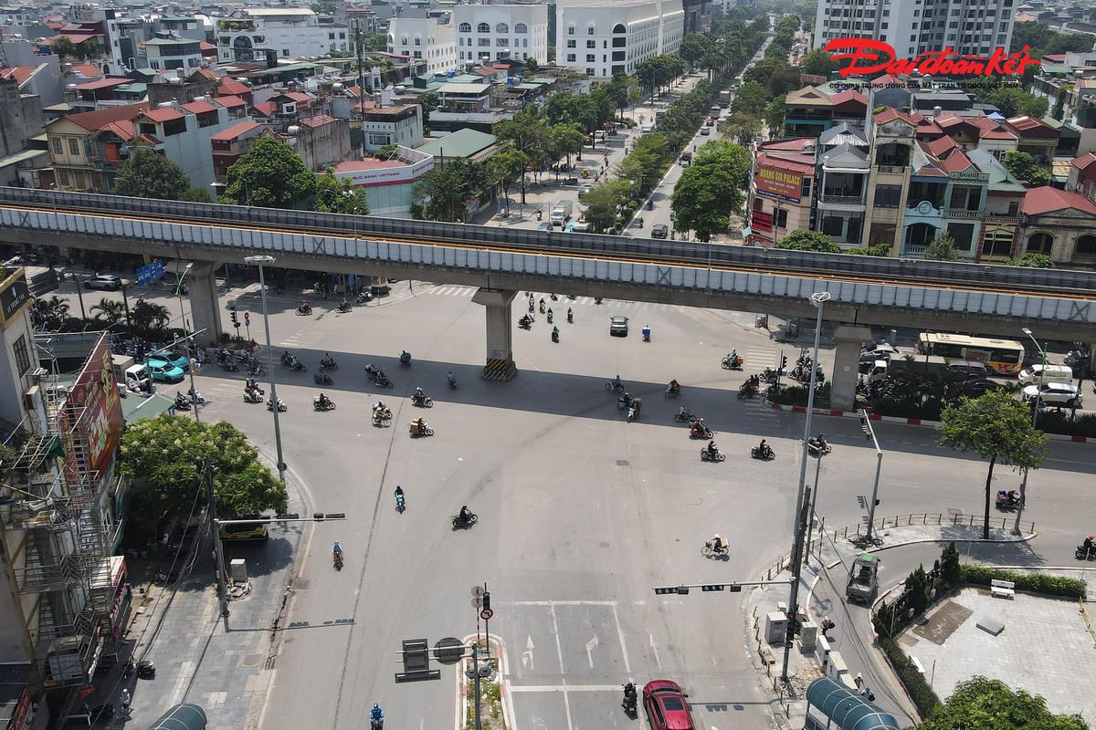 Dự án được triển khai nhằm giải quyết xung đột giao thông tại khu vực giao giữa đường Lê Trọng Tấn, đường Văn Khê và đường Quang Trung đi Quốc lộ 6. Đây là một trong những nút giao có lưu lượng phương tiện lớn ở khu vực phía Tây Nam Hà Nội.