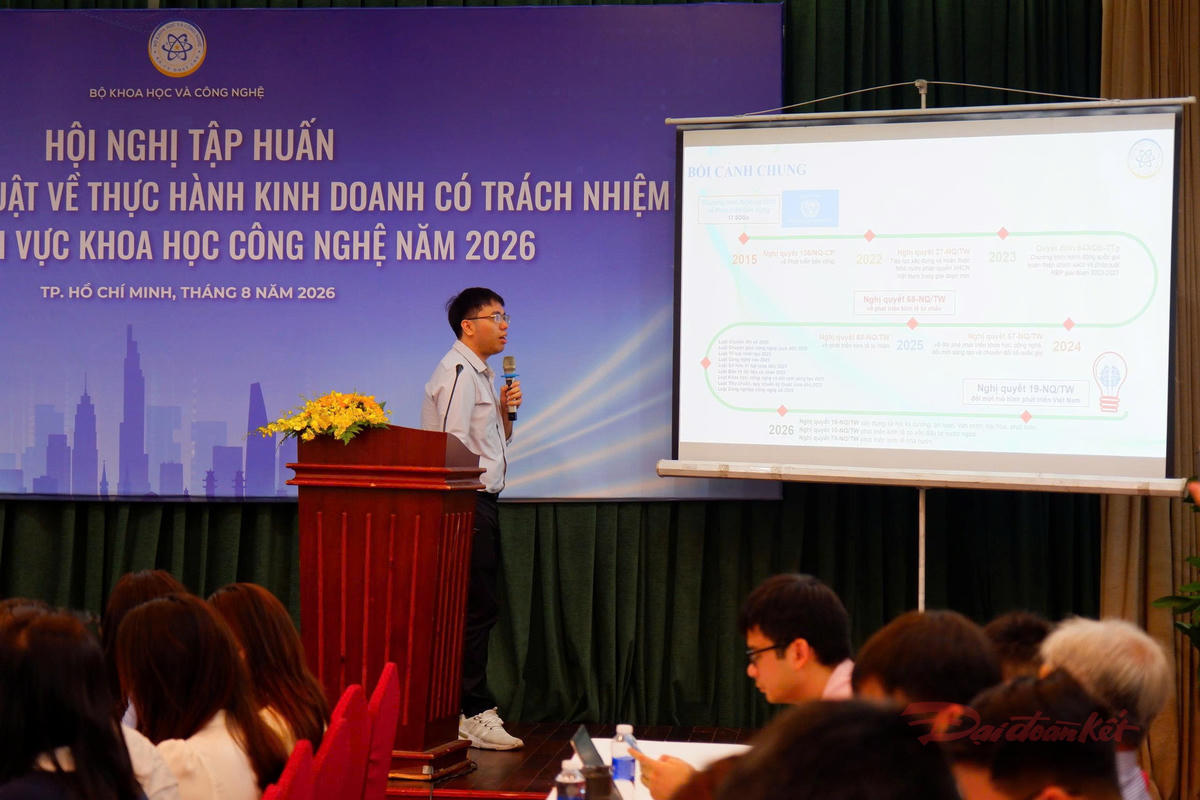 Ông Nguyễn Lê Đức Minh, đại diện Vụ Pháp chế (Bộ Khoa học và Công nghệ) tại hội nghị. Ảnh: TL.