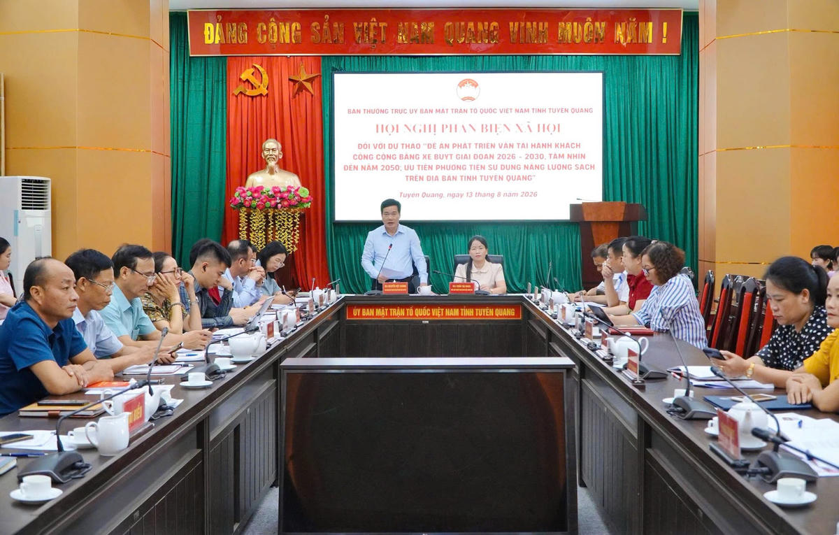 Quang cảnh hội nghị.