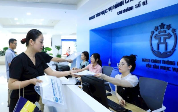 Hà Nội công bố 130 Điểm hỗ trợ dịch vụ công số tại địa bàn thuộc 12 chi nhánh của Trung tâm Phục vụ hành chính công thành phố.