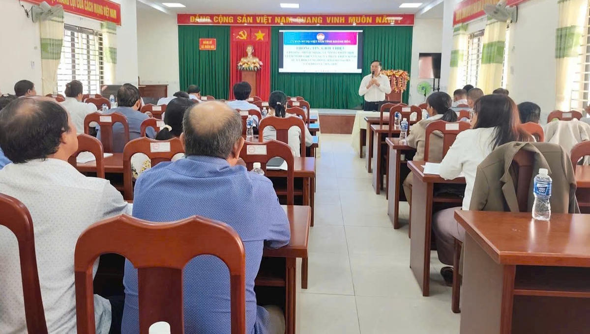 Quang cảnh hội nghị.