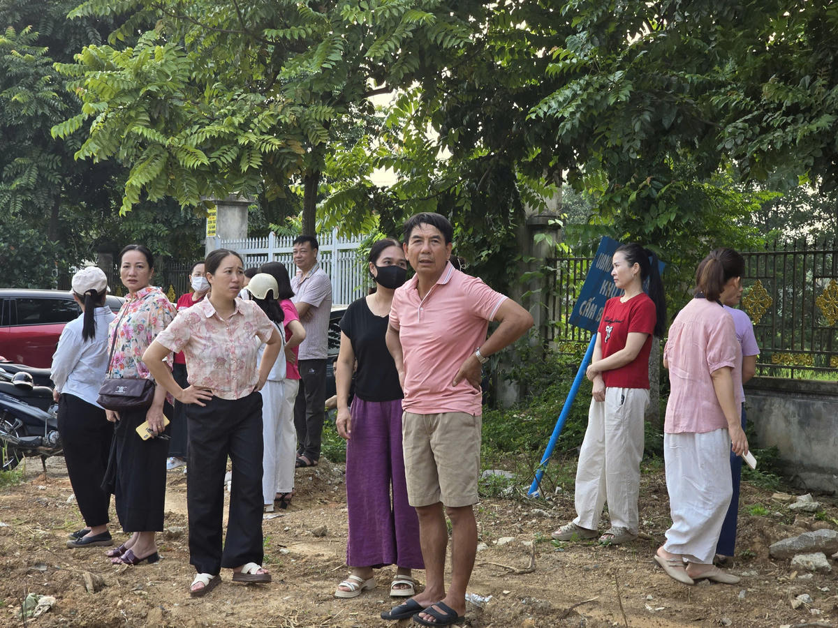 Thí sinh Chuyên Tuyên Quang bước vào môn thi đầu tiên kỳ thi lại tốt nghiệp THPT