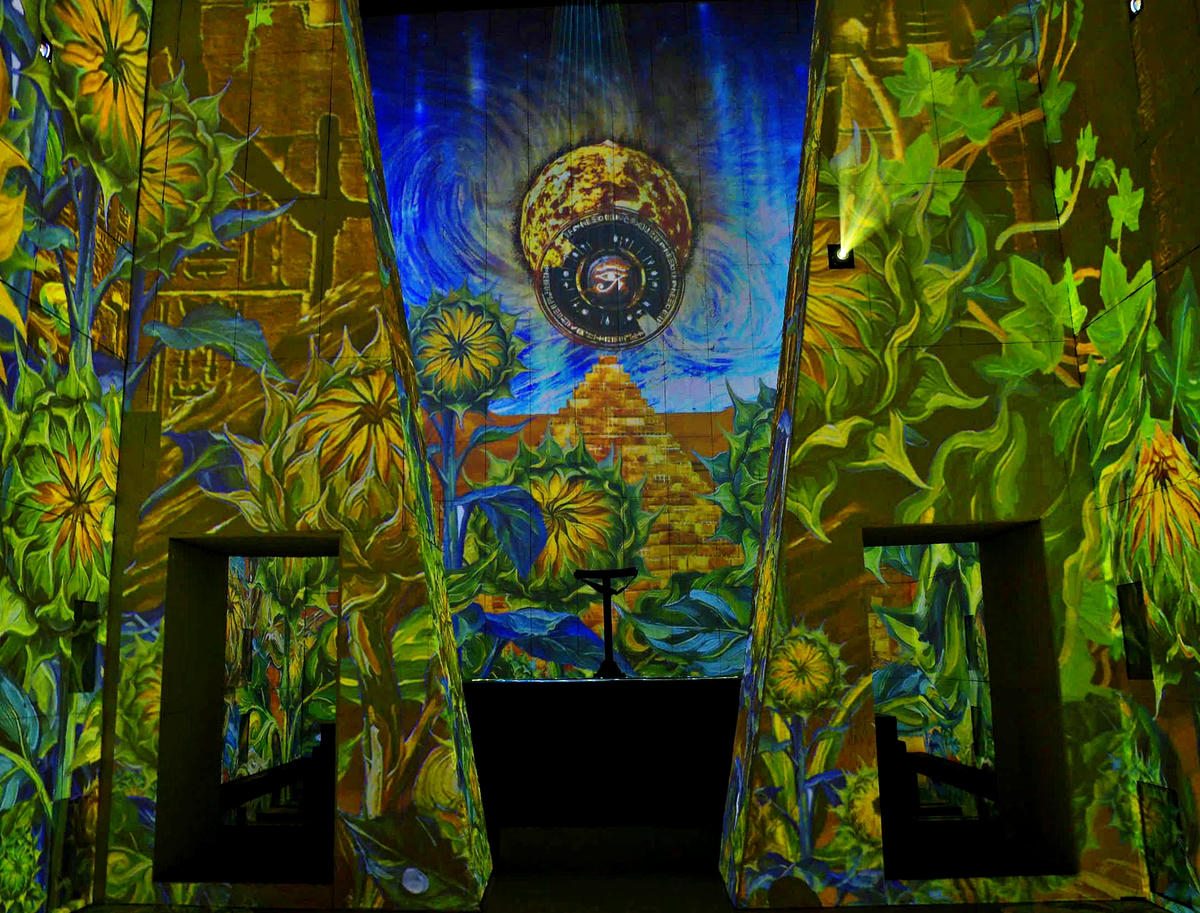 Van Gogh Xuyên không hứa hẹn trở thành điểm hẹn văn hóa, nghệ thuật mới của Hà Nội trong năm 2026.