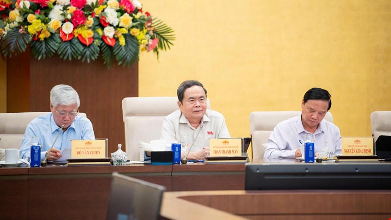 Chủ tịch Quốc hội Trần Thanh Mẫn phát biểu tại phiên họp