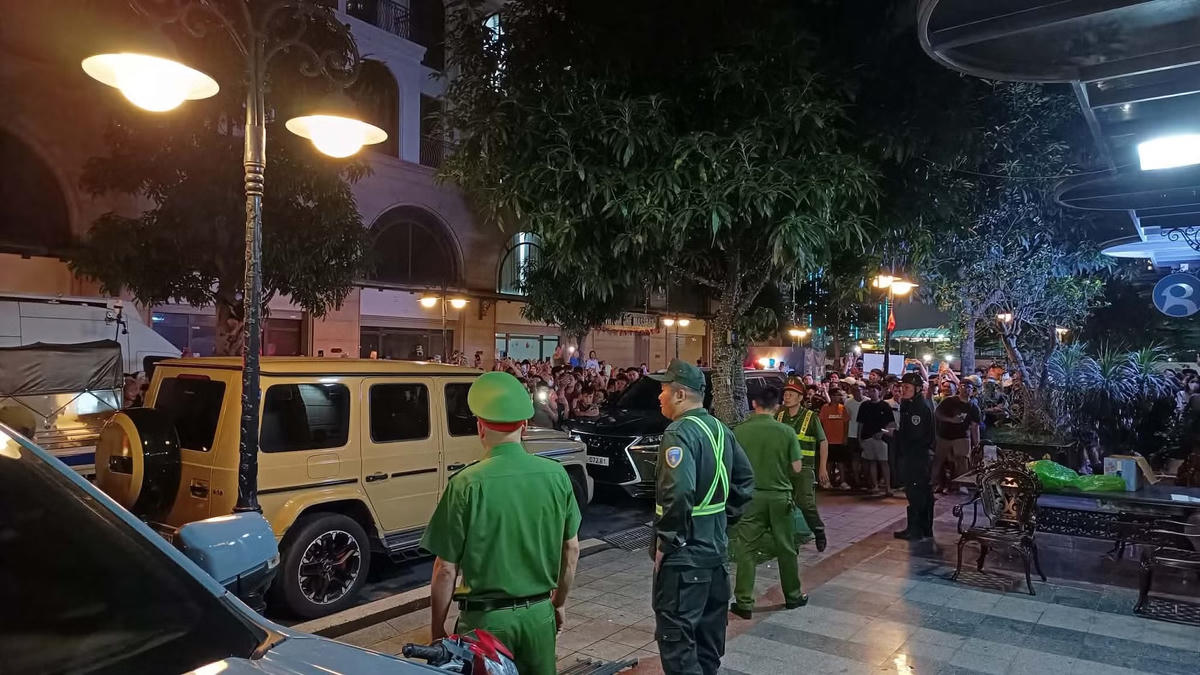 Ngày 6/8/2026, Cơ quan Cảnh sát điều tra Bộ Công an đã thi hành Lệnh khám xét khẩn cấp chỗ ở, nơi làm việc của Bùi Xuân Huấn.