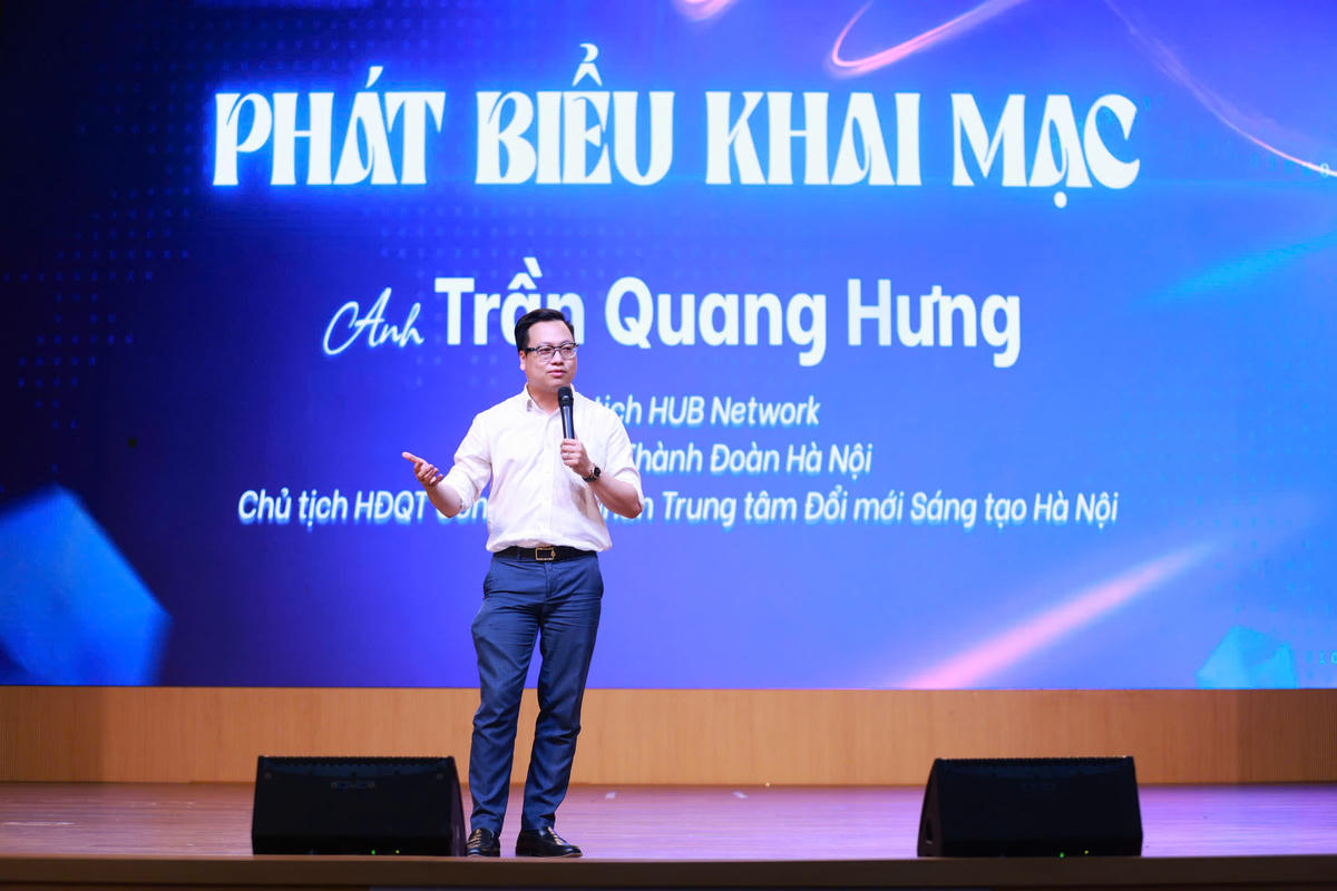 Ông Trần Quang Hưng, Chủ tịch HUB Network, Phó Bí thư Thành đoàn Hà Nội phát biểu khai mạc.