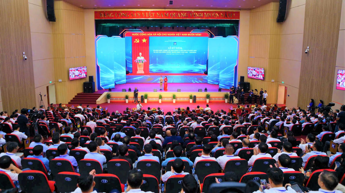Quang cảnh lễ kỷ niệm. Ảnh: TT.