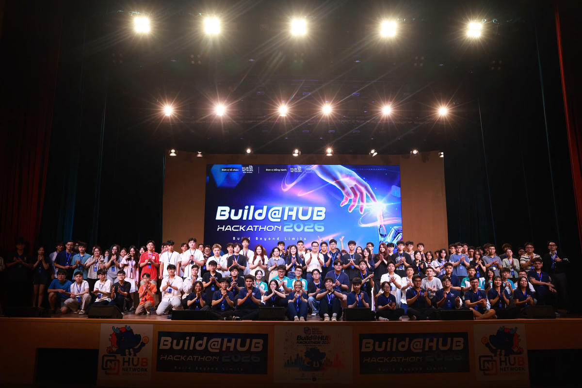 Các thí sinh tham gia cuộc thi Build@HUB Hackathon 2026 tại Hà Nội ngày 15/8.