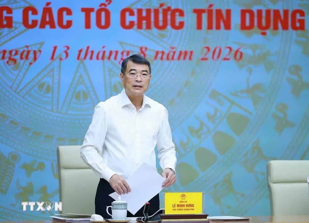 Thủ tướng Lê Minh Hưng làm việc với Ngân hàng Nhà nước Việt Nam và các hệ thống tín dụng. (Ảnh: Dương Giang/TTXVN).