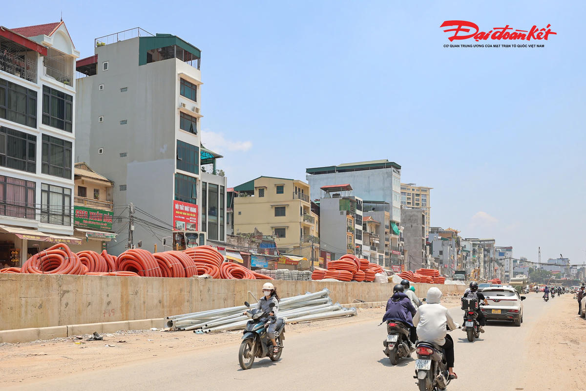 Đáng chú ý, khu vực này nằm tại địa bàn có mật độ dân cư và phương tiện cao. Việc bổ sung bãi đỗ xe được kỳ vọng góp phần giảm tình trạng phương tiện dừng, đỗ tùy tiện trên lòng đường, vỉa hè, qua đó nâng cao trật tự và an toàn giao thông.