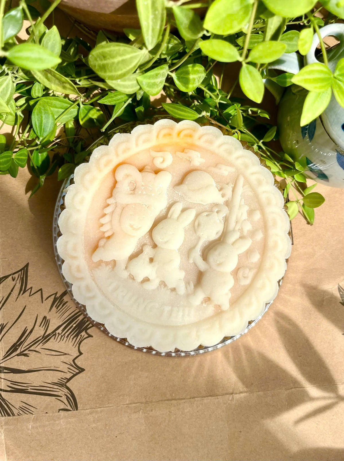 Bánh trung thu là “món quà” được người dân rất ưa thích dịp trung thu. Ảnh: T.B&nbsp;