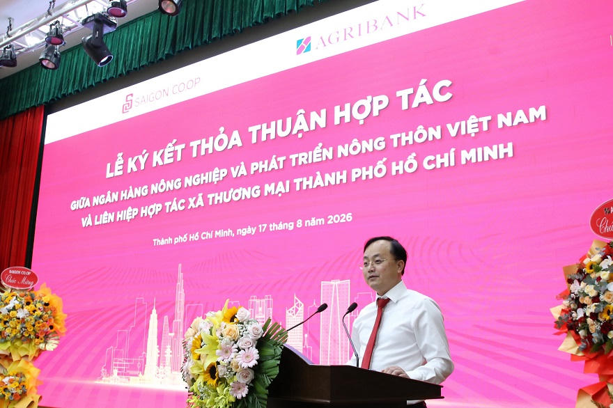Đồng chí Tô Huy Vũ – Chủ tịch Hội đồng Thành viên Agribank phát biểu tại Lễ ký kết
