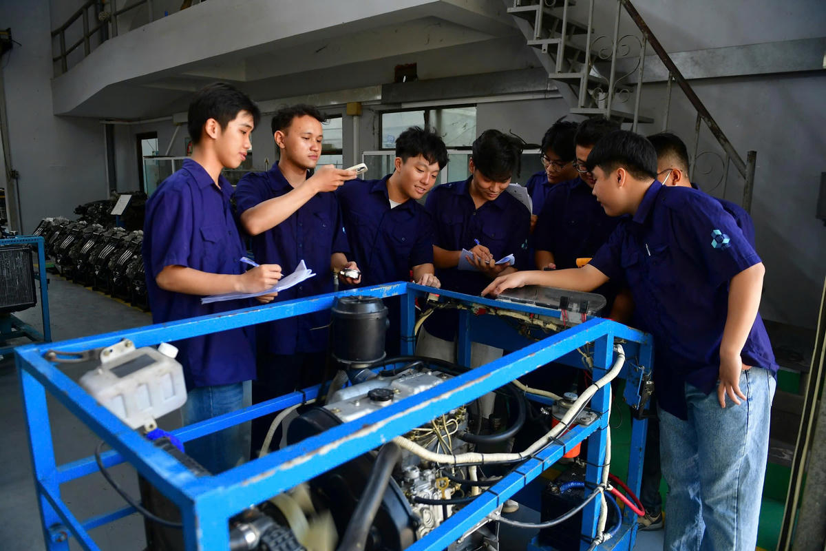 Học bổng rộng cửa đón tân sinh viên