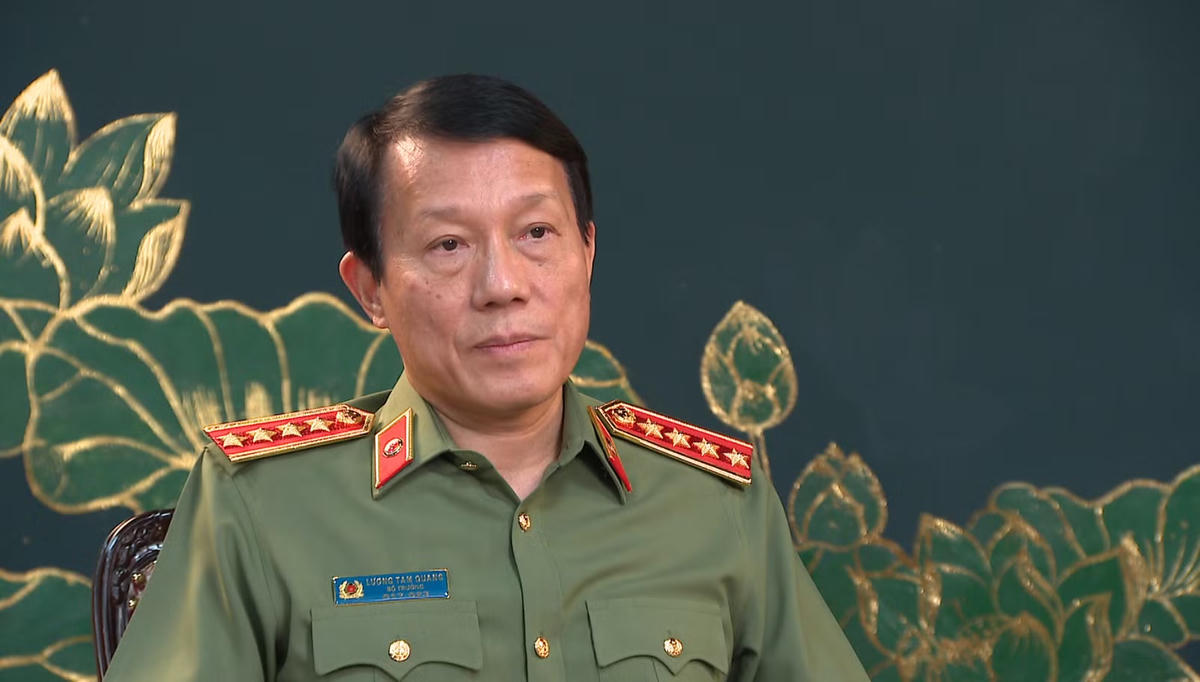 bt-luong-tam-quang.png