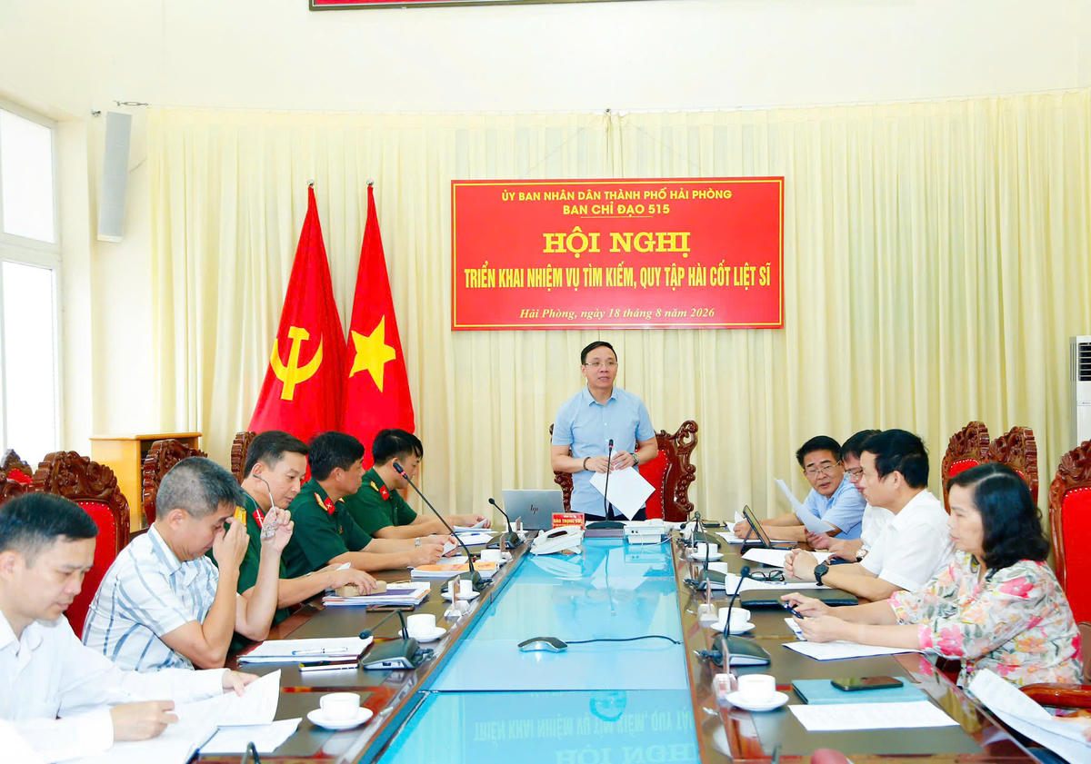  Ông Đào Trọng Đức, Ủy viên Ban Thường vụ Thành ủy, Phó Chủ tịch UBND thành phố, Trưởng Ban Chỉ đạo 515 thành phố Hải Phòng chủ trì hội nghị. Ảnh: CTV. 