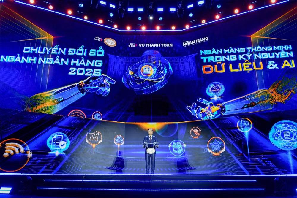 Thống đốc NHNN Phạm Đức Ấn phát biểu tại sự kiện.