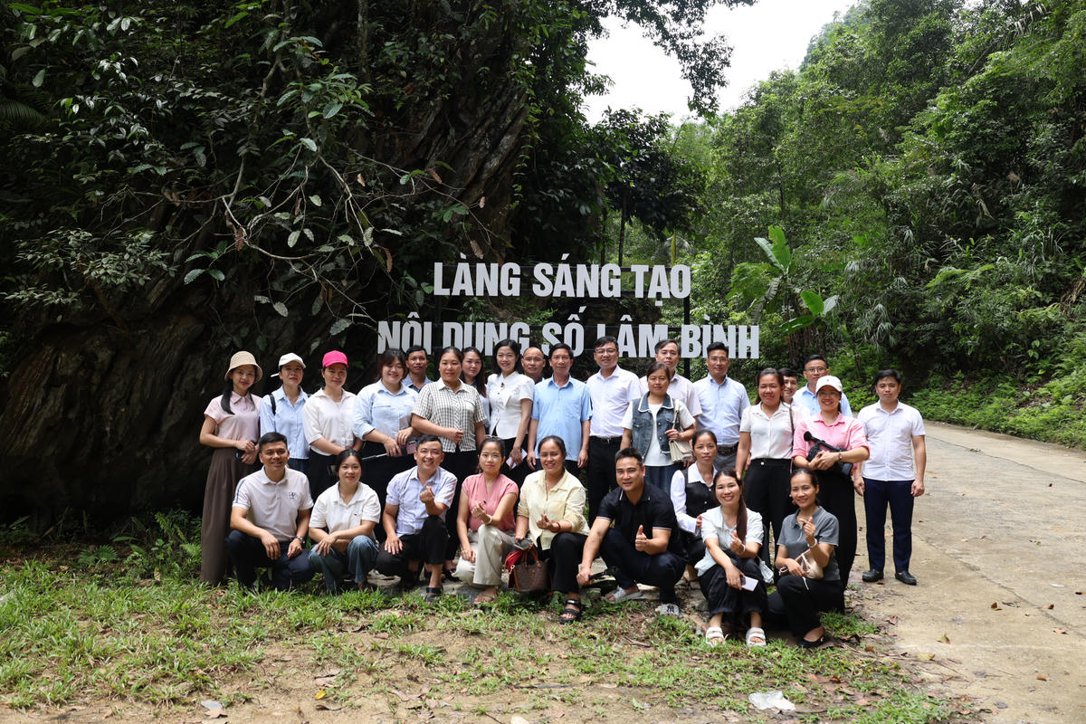 Làng sáng tạo nội dung số xã Lâm Bình được nhiều người đến giao lưu, học tập kinh nghiệm.