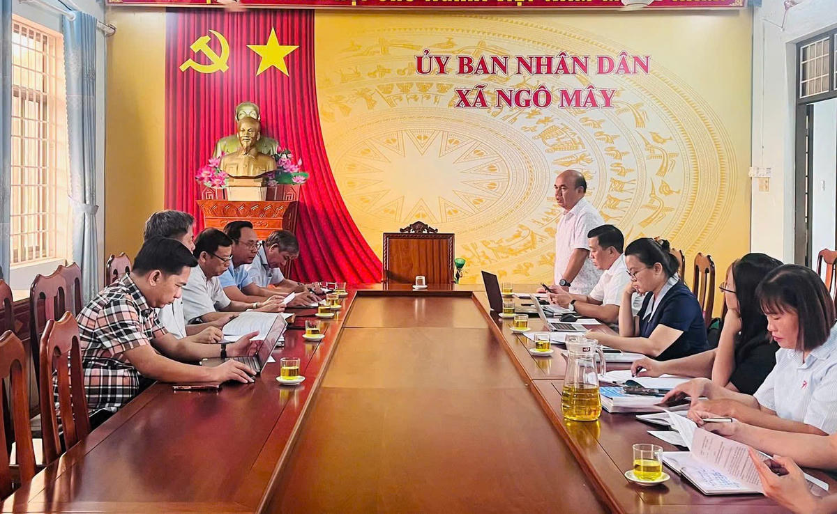 Ông Siu Trung, Phó Chủ tịch Ủy ban MTTQ Việt Nam tỉnh Gia Lai phát biểu tại buổi kiểm tra. Ảnh: ĐS.