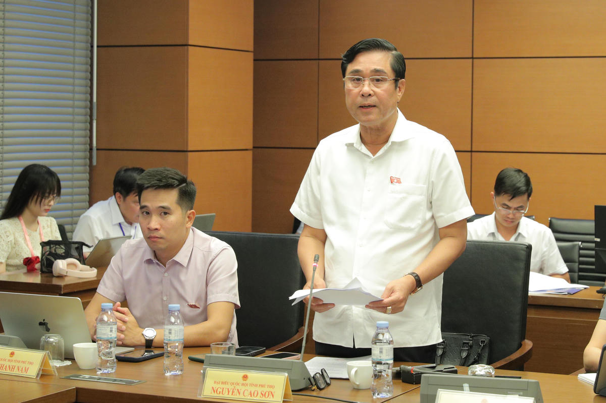 Đại biểu Quốc hội Nguyễn Cao Sơn phát biểu (Ảnh: Quang Vinh)