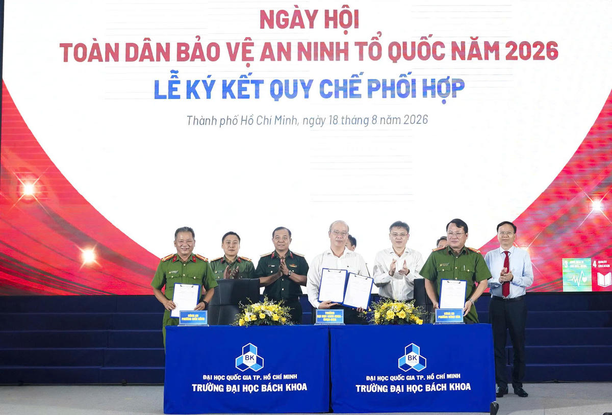 Lễ ký kết giữa Trường Đại học Bách khoa, Công an phường Diên Hồng và Công an phường Đông Hòa với sự chứng kiến của các đồng chí lãnh đạo Bộ Công an, Công an TP.HCM, Bộ Tư lệnh Thành phố.