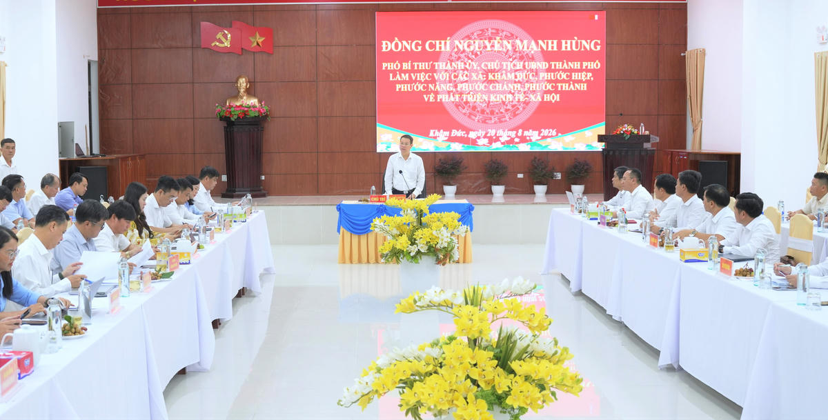 Quang cảnh buổi làm việc. Ảnh: VT.