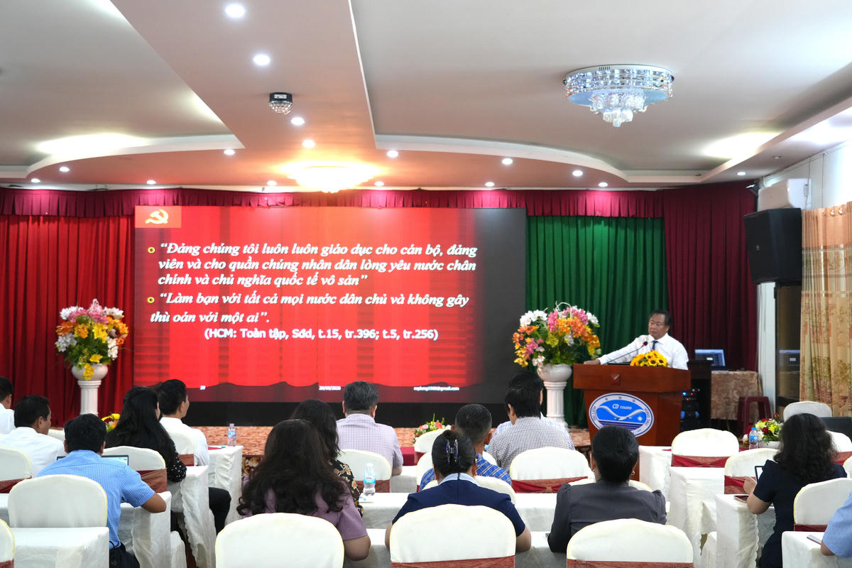 Tập huấn nghiệp vụ cho đội ngũ giảng viên kiêm nhiệm khu vực phía Nam