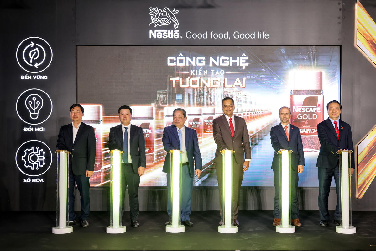 Nestlé Việt Nam chính thức đưa vào vận hành Dây chuyền đóng gói cà phê hòa tan trong hũ thủy tinh (Jar Line) tại Nhà máy Nestlé Trị An, thành phố Đồng Nai.