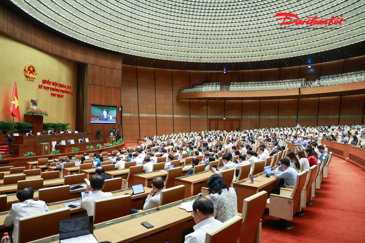 Toàn cảnh phiên thảo luận. Ảnh: Quang Vinh