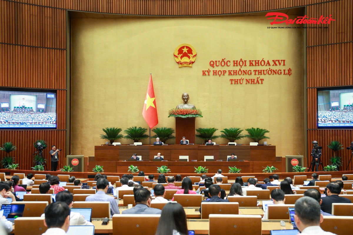 Toàn cảnh phiên thảo luận.