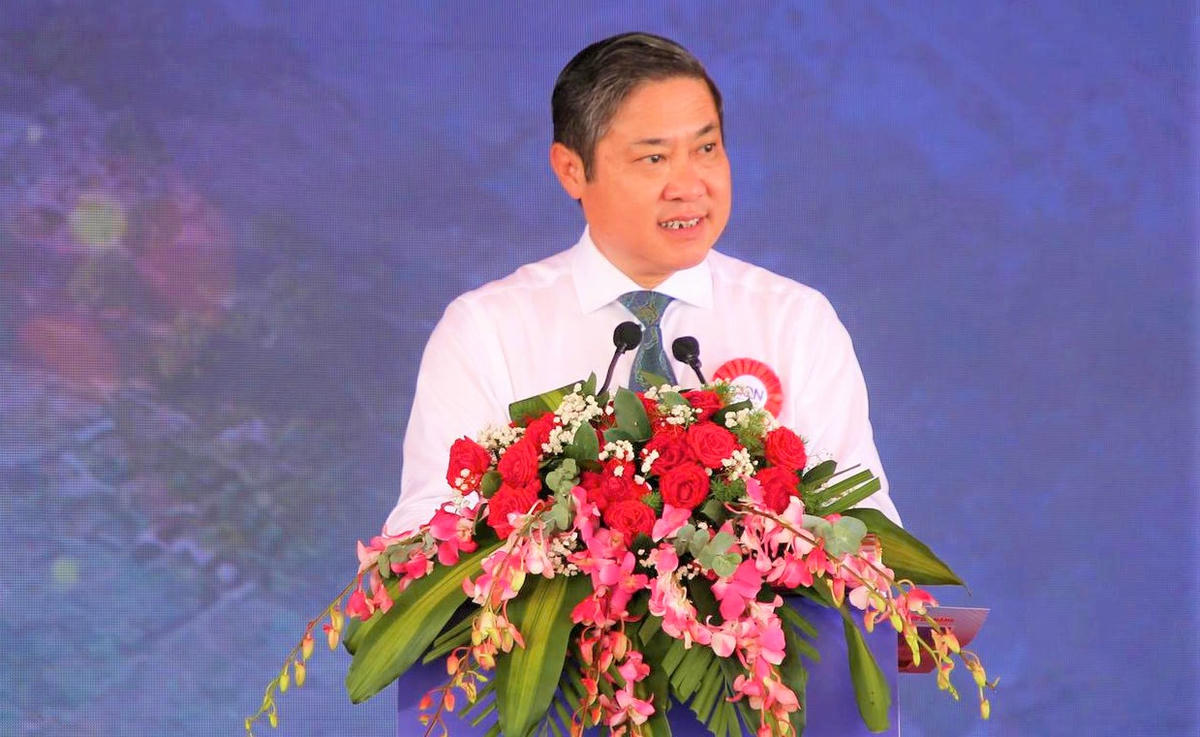 Phó Chủ tịch UBND TP Đà Nẵng Phan Thái Bình phát biểu tại lễ khởi công. Ảnh: CĐ.