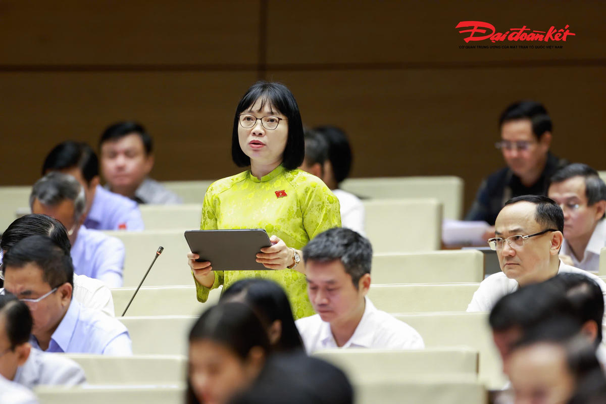 Cần bịt khoảng trống về nhận tiền của khách hàng trước khi bất động sản đủ điều kiện mở bán