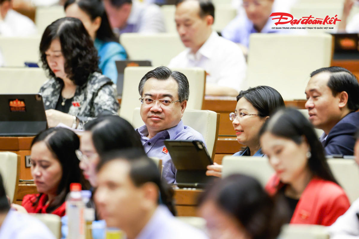 Các đại biểu tại phiên thảo luận