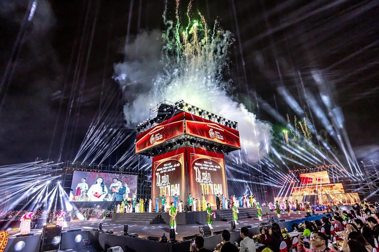 Festival Thăng Long - Hà Nội đánh dấu nỗ lực đầy sáng tạo của Hà Nội nhằm phát huy nguồn lực di sản văn hóa thúc đẩy phát triển kinh tế.