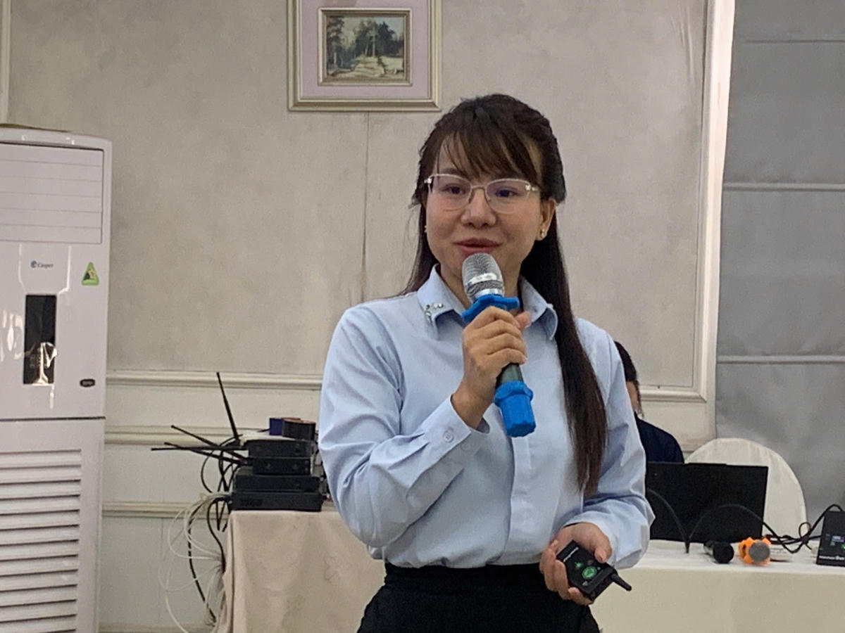 Bà Phạm Ngọc Trâm, Phó Tổng Giám đốc Tổng công ty Chăn nuôi Việt Nam.