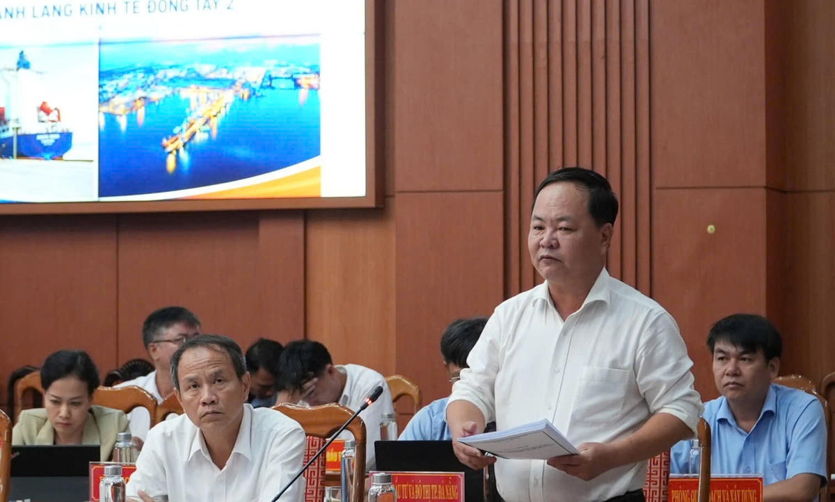 Lãnh đạo TP Đà Nẵng phát biểu ý kiến tại buổi làm việc. Ảnh: QN.