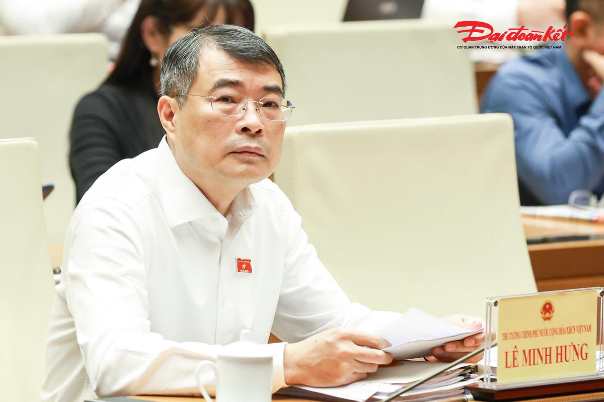 Thủ tướng Chính phủ Lê Minh Hưng tham dự phiên họp. Ảnh: Quang Vinh