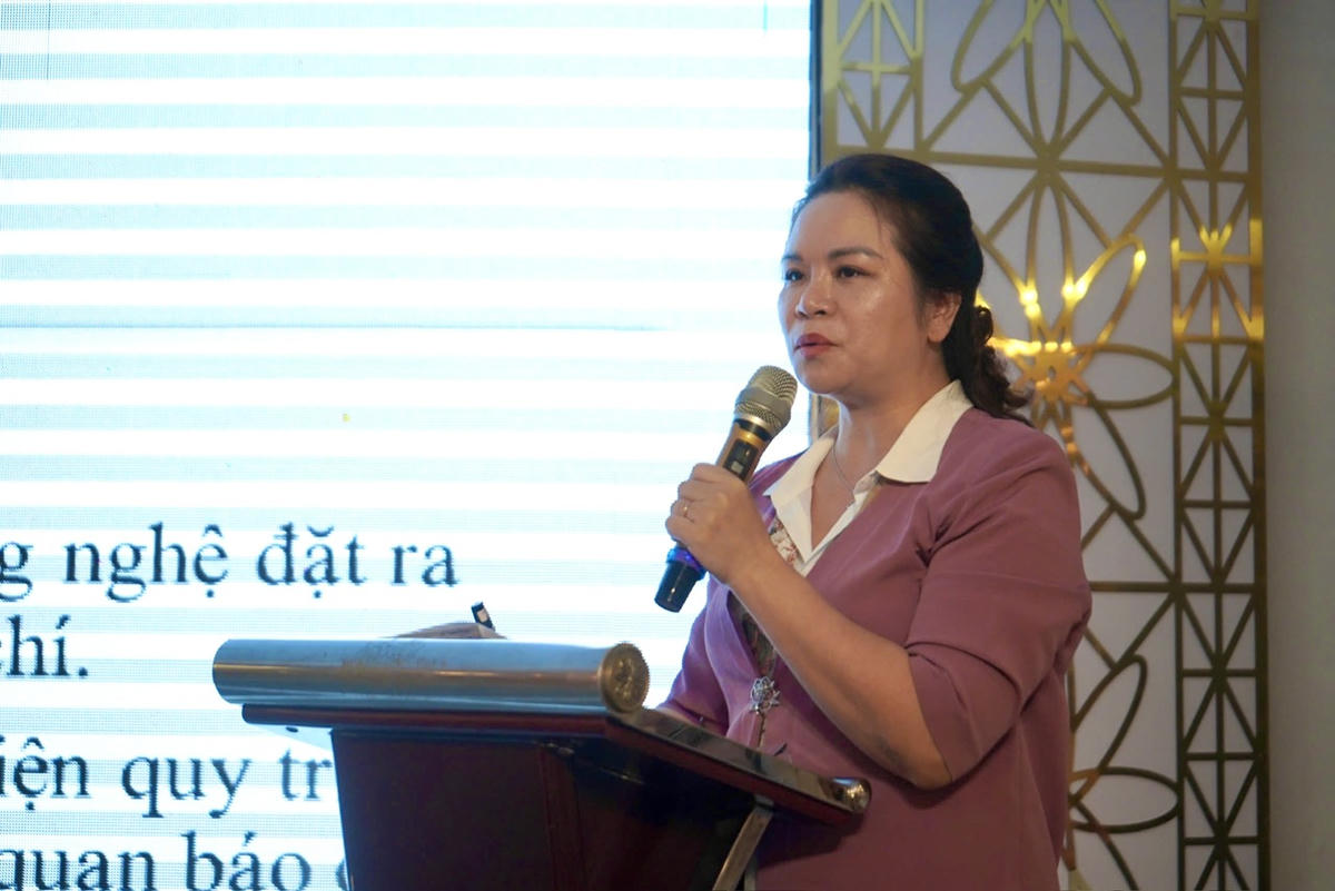  Bà Phạm Thị Kim Oanh, Phó Cục trưởng Cục Bản quyền tác giả phát biểu tại hội nghị. Ảnh: PT.