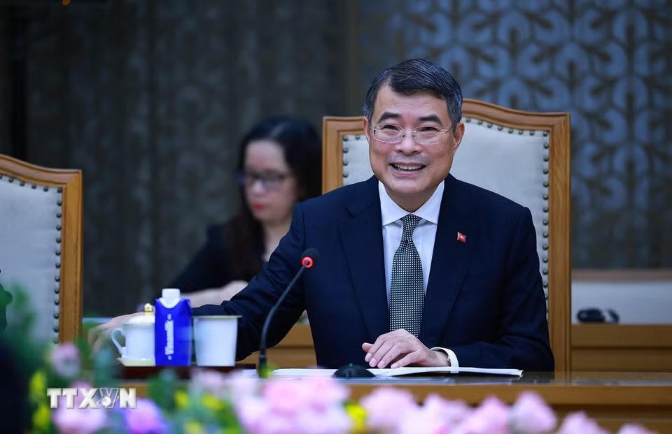 Thủ tướng Lê Minh Hưng tại cuộc tiếp Bộ trưởng Ngoại giao Cộng hòa Chile Francisco Pérez Mackenna. (Ảnh: Dương Giang/TTXVN)