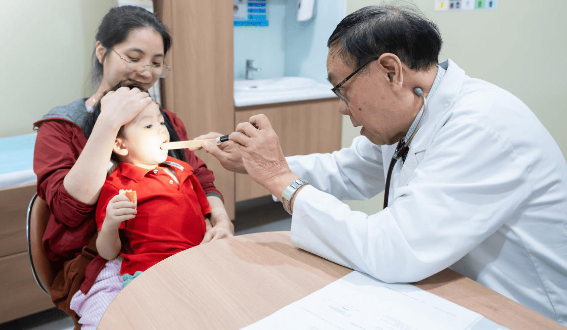 Việc chăm sóc sức khỏe cho trẻ không nên chỉ được thực hiện khi trẻ xuất hiện dấu hiệu bệnh. 	Ảnh: Bệnh viện đa khoa Tâm Anh.