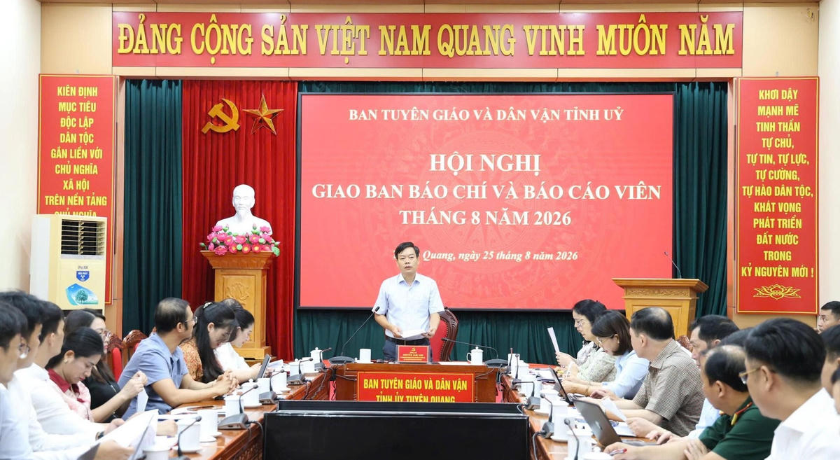 Quang cảnh Hội nghị giao ban báo chí tháng 8/2026 tỉnh Tuyên Quang. Ảnh: TGDV Tuyên Quang.