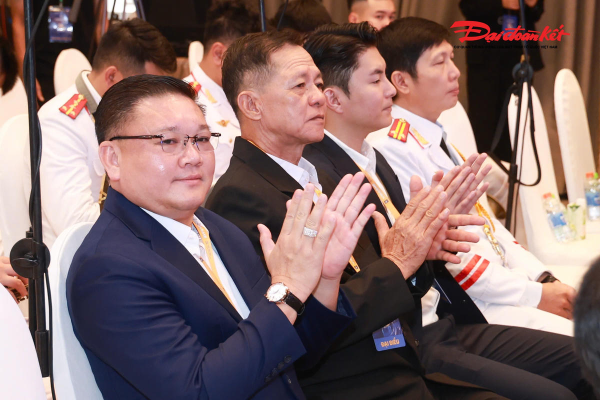 Các đại biểu dự lễ kỷ niệm. Ảnh: Quang Vinh