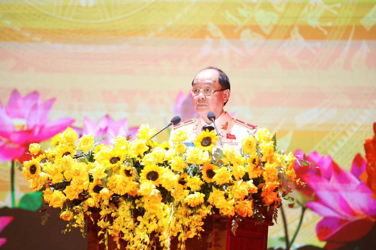 Thiếu tướng Nguyễn Hữu Hợp, Giám đốc Công an TP Đà Nẵng phát biểu tại buổi lễ. Ảnh: CĐ.
