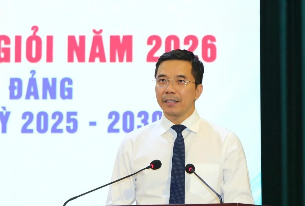 Phó Bí thư Thường trực Tỉnh ủy Nguyễn Hồng Phong vui mừng khi Thanh Hóa được lựa chọn là nơi diễn ra vòng chung khảo. Ảnh: Quốc Hương