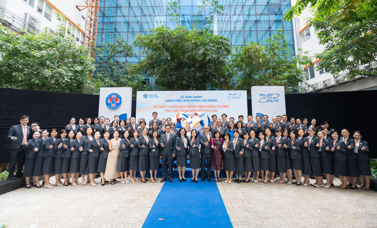 Tập thể Bệnh viện Hùng Vương đoàn kết, quyết tâm triển khai chiến dịch “Phụ giữ trọn một đời phụ nữ”