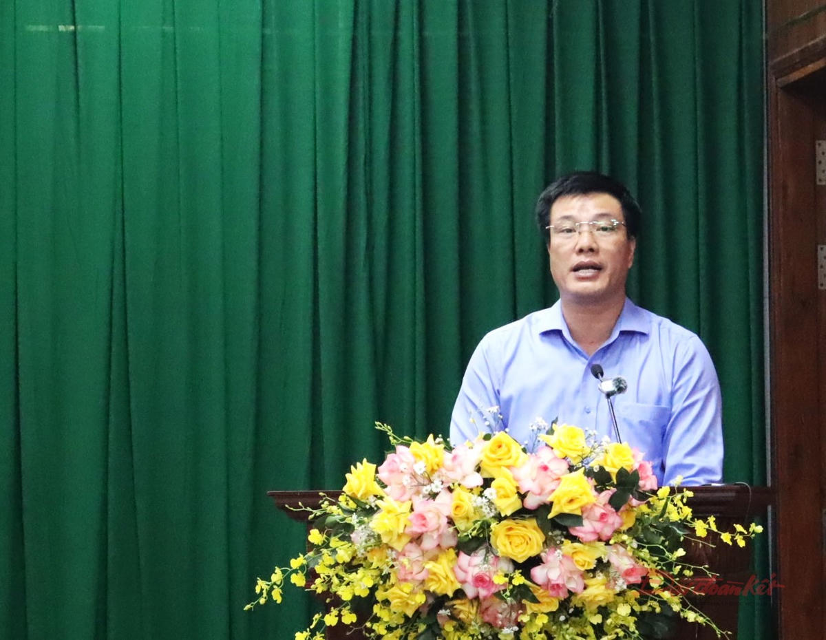 PGS.TS Lưu Văn Quyết, Phó Hiệu trưởng Trường Đại học Khoa học Xã hội và Nhân văn (ĐHQG TPHCM) phát biểu tại hội thảo. Ảnh: Thành Luân.