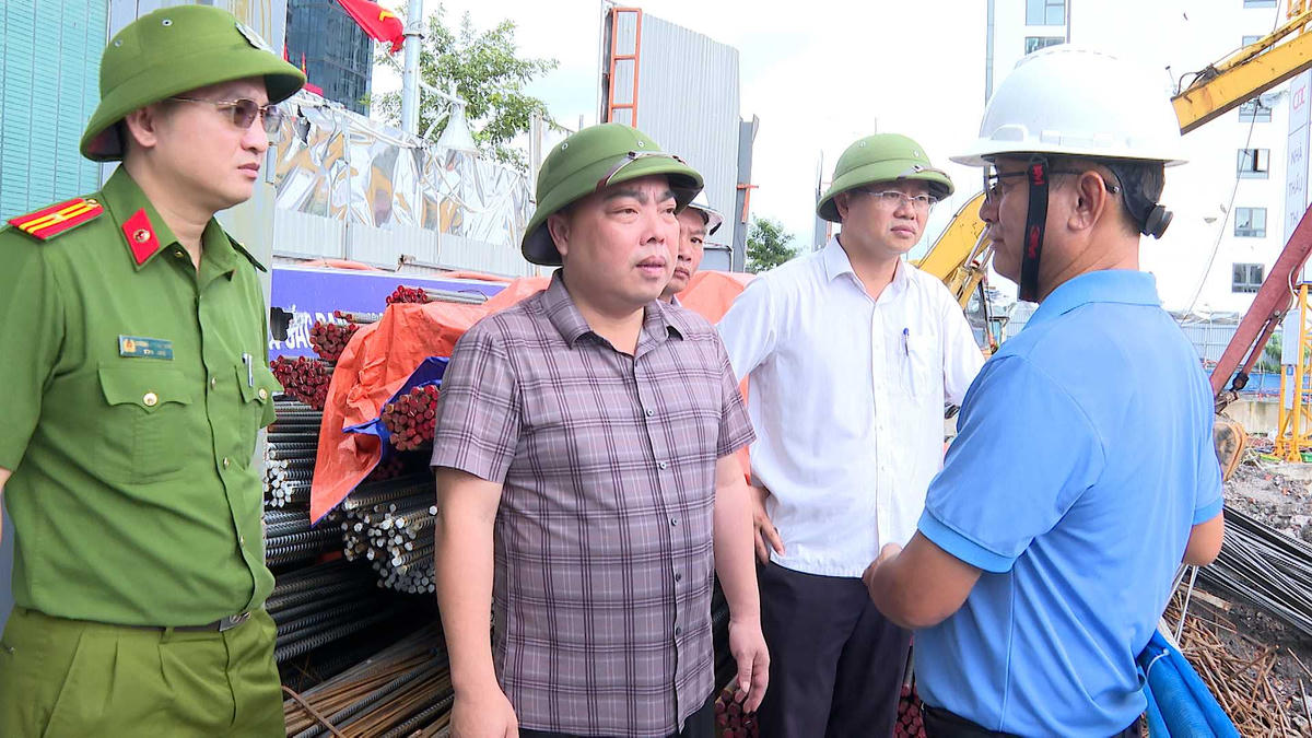 Quảng Ninh: Khẩn trương khắc phục sự cố sụt lún trên địa bàn phường Hồng Gai