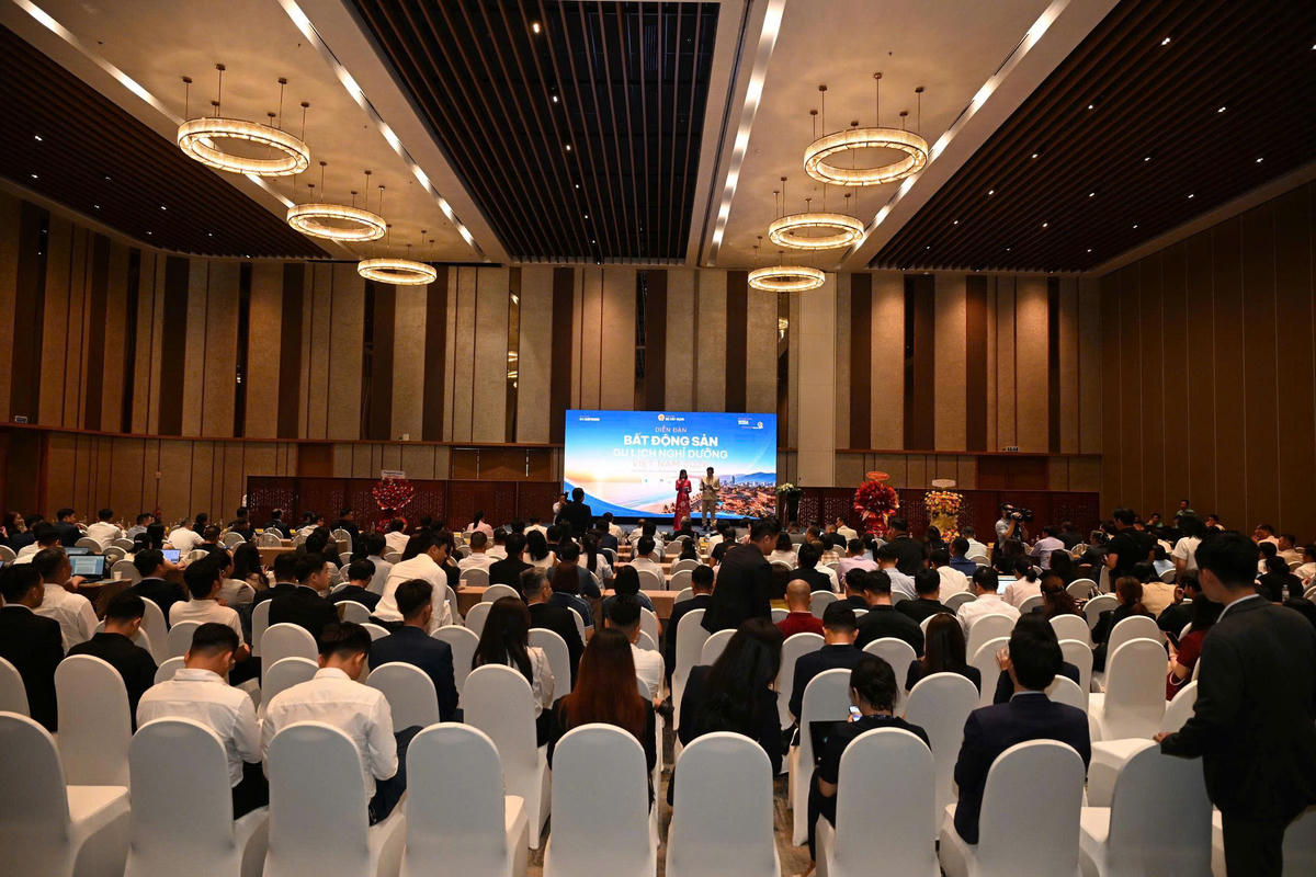 Quang cảnh diễn đàn. Ảnh: Nguyễn Tú.